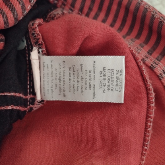 Bullhead Denim Red/Black Striped Jeans - Picture 8 of 9